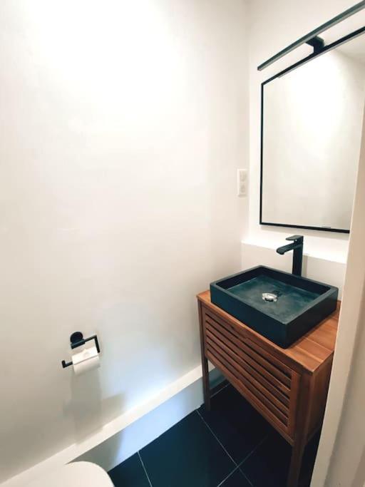 2 Bedroom Close To The Apartment Cannes